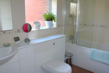 3 bedroom Bungalow for sale in Main Street, Worlaby, DN20