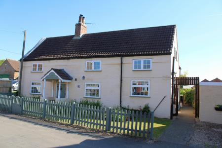 South Street, Barnetby, DN38