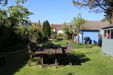 3 bedroom Cottage for sale in South Street, Barnetby, DN38