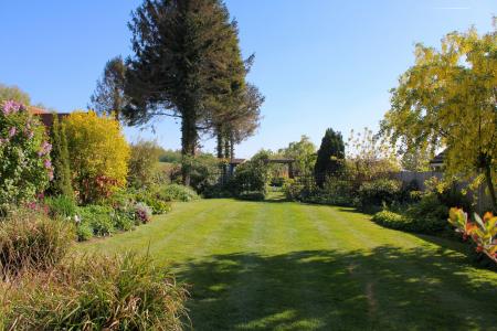 3 bedroom Cottage for sale in South Street, Barnetby, DN38