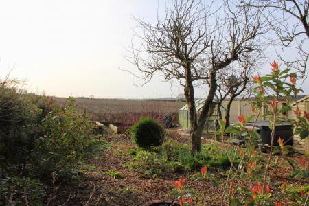 3 bedroom Cottage for sale in South Street, Barnetby, DN38