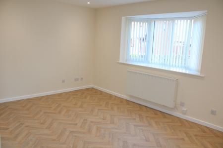 2 bedroom Semi-detached house for sale in Waters Edge, Scawby Brook, DN20