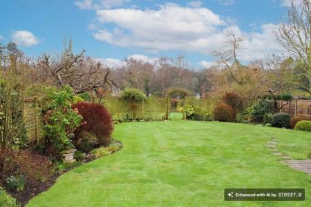 4 bedroom Detached house for sale in New Street, Elsham, DN20