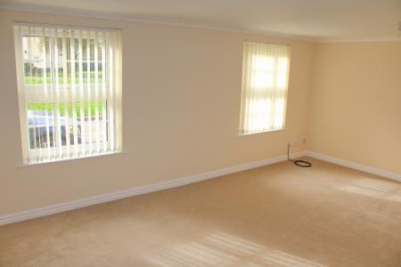 2 bedroom Terraced House for sale in The Green, Waddingham, DN21