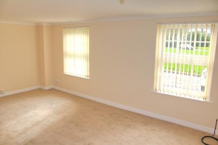 2 bedroom Terraced House for sale in The Green, Waddingham, DN21