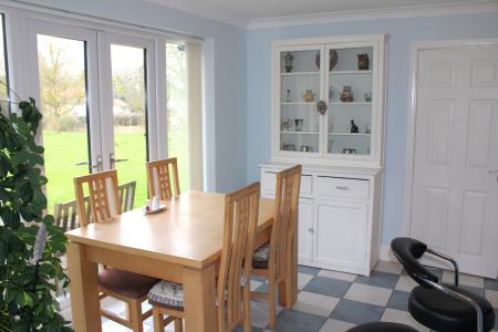 4 bedroom Detached house for sale in Brigg Road, South Kelsey, LN7