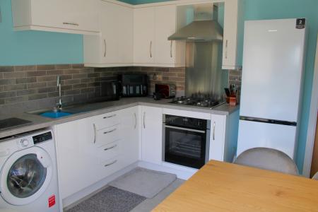 2 bedroom Semi-detached house for sale in Elswick Hopper Close, Brigg, Brigg, DN20