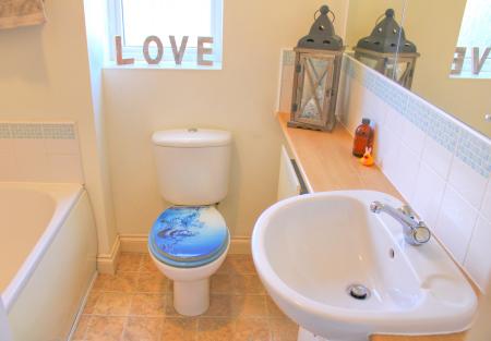 3 bedroom Town house for sale in Kingfisher Close, Scawby Brook, DN20