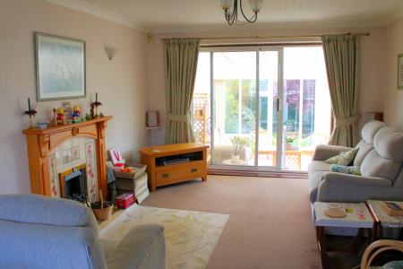 0 bedroom Bungalow for sale in O'Hanlon Avenue, Brigg, DN20