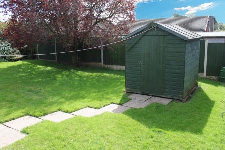 0 bedroom Bungalow for sale in O'Hanlon Avenue, Brigg, DN20