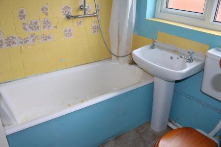 3 bedroom Semi-detached house for sale in Sturton Villas, Scawby, DN20