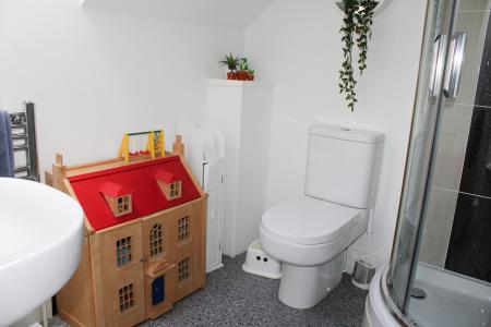 3 bedroom Terraced House for sale in Grammar School Road, Brigg, DN20