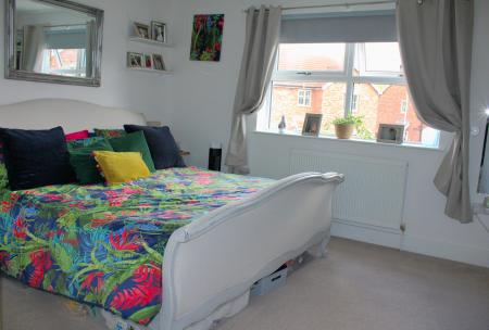3 bedroom Terraced House for sale in Grammar School Road, Brigg, DN20