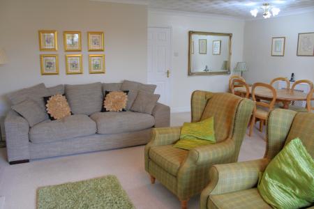 2 bedroom Bungalow for sale in Barley Close, Hibaldstow, DN20