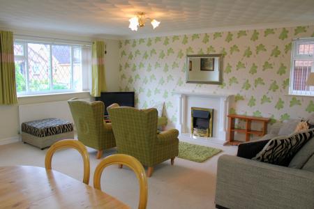 2 bedroom Bungalow for sale in Barley Close, Hibaldstow, DN20