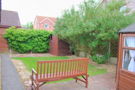 2 bedroom Bungalow for sale in Barley Close, Hibaldstow, DN20