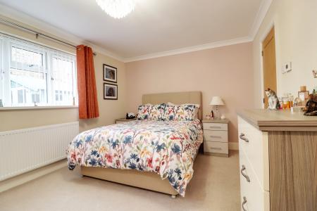 3 bedroom Bungalow for sale in Barley Close, Hibaldstow, DN20