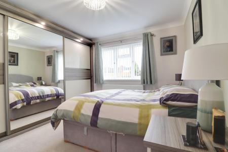 3 bedroom Bungalow for sale in Barley Close, Hibaldstow, DN20
