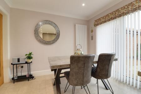 3 bedroom Bungalow for sale in Barley Close, Hibaldstow, DN20