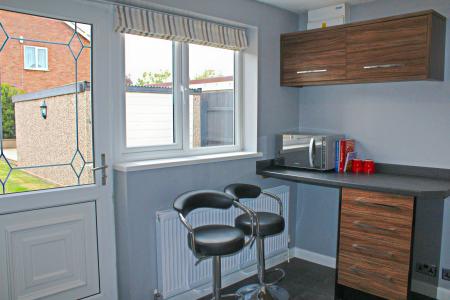 2 bedroom Semi-detached house for sale in York Road, Brigg, DN20