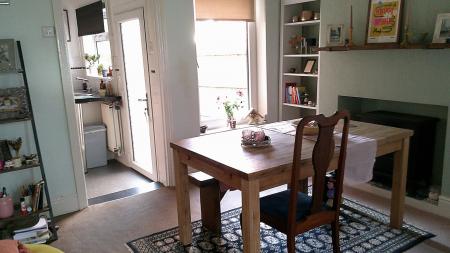 2 bedroom Terraced House to let in Glebe Road, Brigg, DN20
