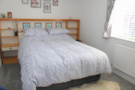 3 bedroom Semi-detached house for sale in Elswick Hopper Close, Brigg, DN20