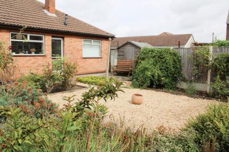 2 bedroom Detached bungalow for sale in Chapel Road, Broughton, DN20