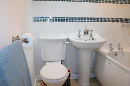 2 bedroom Semi-detached bungalow for sale in Mallard Drive, Caistor, LN7