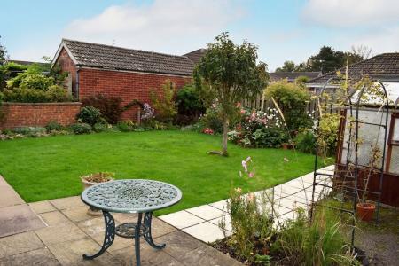 3 bedroom Detached bungalow for sale in Kennedy Close, Brigg, DN20