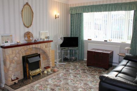 2 bedroom Detached bungalow for sale in Rivermeadow, Scawby Brook, DN20
