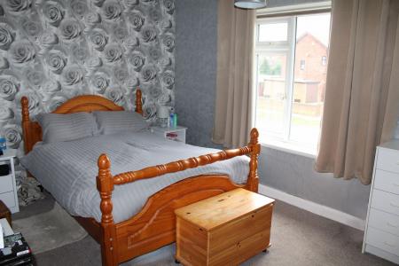 4 bedroom Semi-detached house for sale in Ash Grove, Brigg, DN20