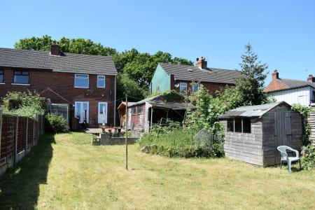 2 bedroom Semi-detached house for sale in Ermine Street, Broughton, DN20