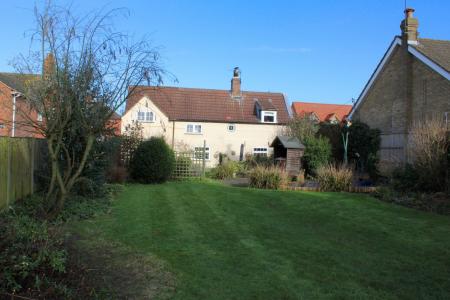 3 bedroom Detached house for sale in South Street, Barnetby, DN38