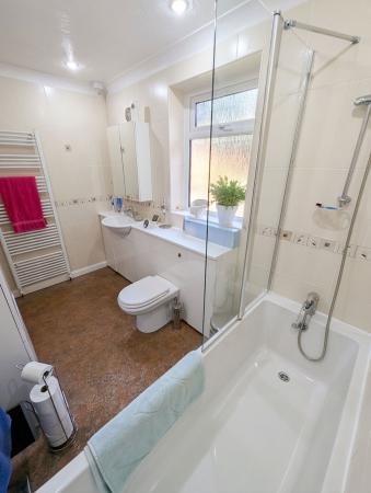 3 bedroom Detached bungalow for sale in Main Street, Worlaby, DN20