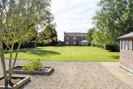 4 bedroom Detached house for sale in Owmby Lane, North Kelsey Moor, LN7