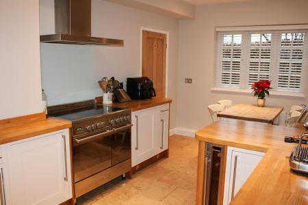4 bedroom Detached house for sale in Owmby Lane, North Kelsey Moor, LN7