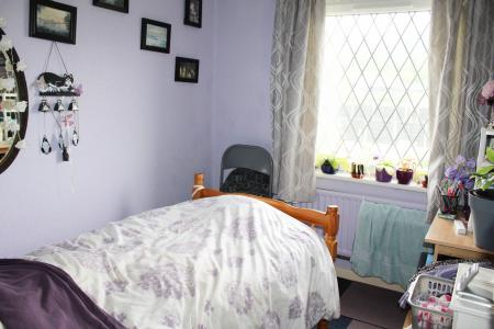 3 bedroom Semi-detached house for sale in Council Villas, Melton Ross, DN38