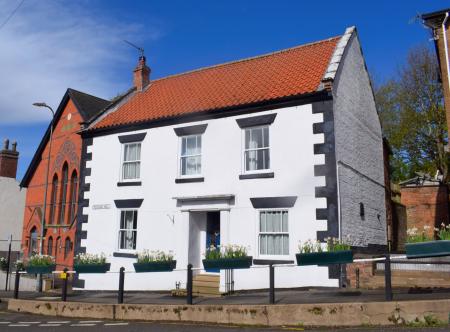 Plough Hill, Caistor, LN7