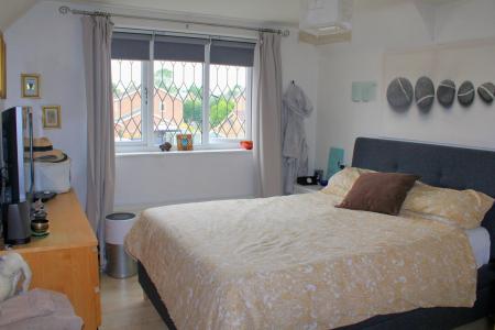 5 bedroom Detached house for sale in Greenfield Drive, Hibaldstow, DN20
