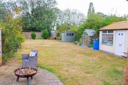 3 bedroom Detached bungalow for sale in Burgess Road, Brigg, DN20