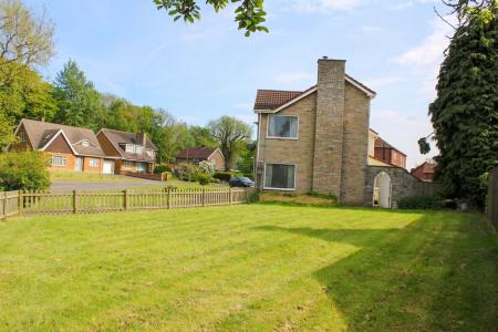 3 bedroom Detached house for sale in Grange Lane, North Kelsey, LN7