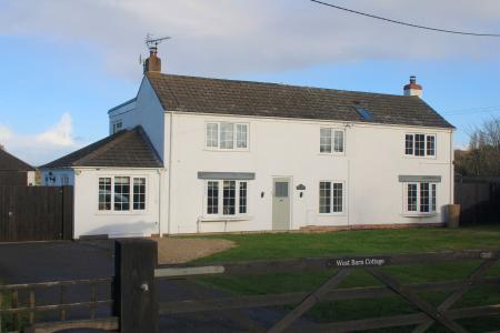 4 bedroom Detached house for sale in Caistor Road, North Kelsey Moor, LN7