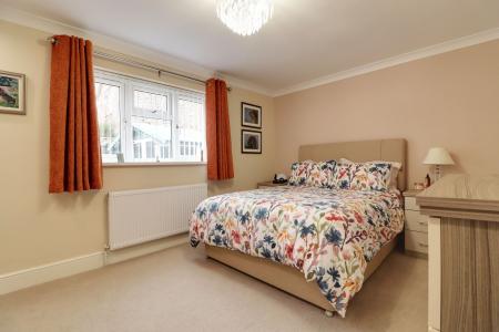3 bedroom Detached bungalow for sale in Barley Close, Hibaldstow, DN20