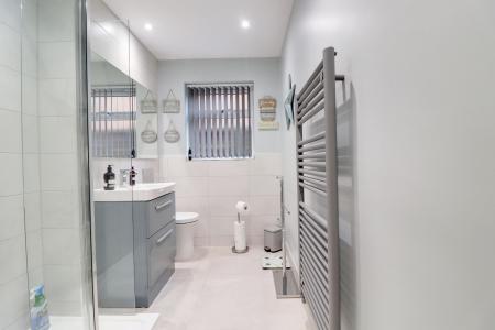 3 bedroom Detached bungalow for sale in Barley Close, Hibaldstow, DN20