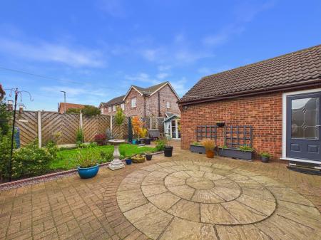 3 bedroom Detached bungalow for sale in Barley Close, Hibaldstow, DN20