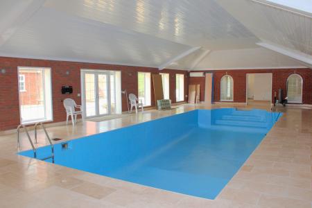 5 bedroom Detached house for sale in Kirton Road, Greetwell, DN20