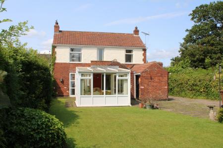 3 bedroom Detached house for sale in Grammar School Road, Brigg, DN20
