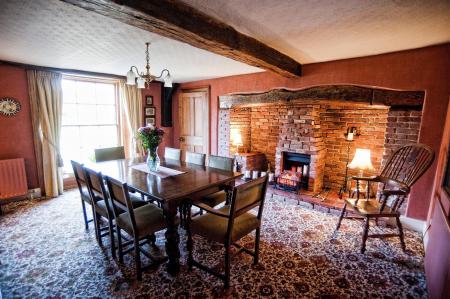 5 bedroom Detached house for sale in Front Street, Elsham, DN20