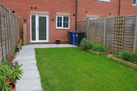 2 bedroom Terraced House for sale in Constantine Close, Caistor, LN7