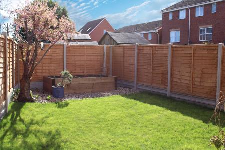 3 bedroom Terraced House for sale in Kingfisher Close, Scawby Brook, DN20